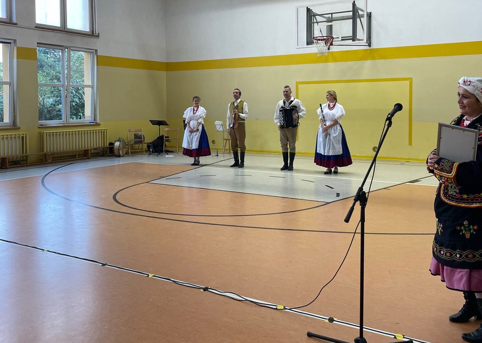 Koncert w SP nr 34 na Ołtaszynie