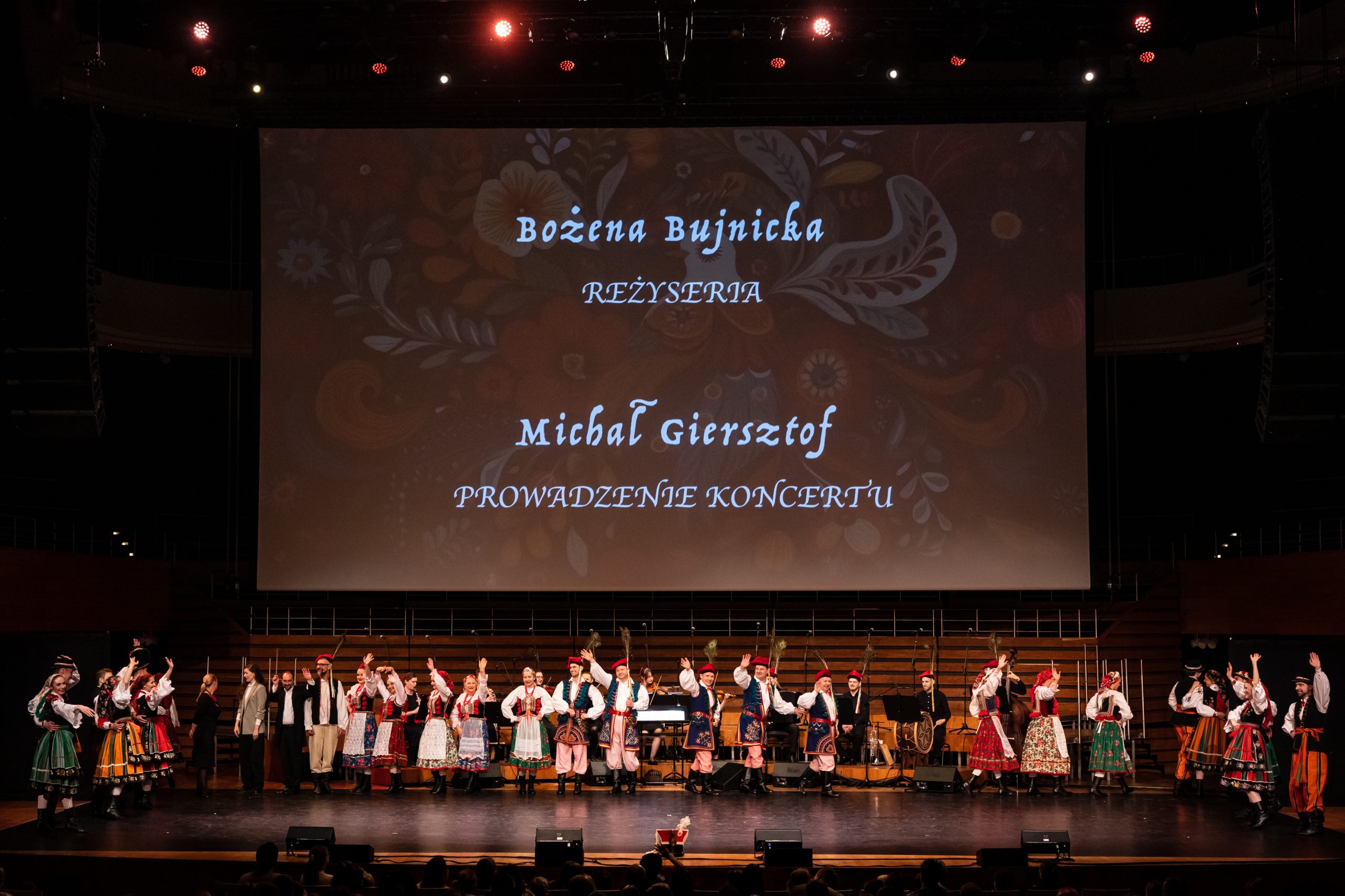 "Poloneza czas zacząć", NFM - finał - slajd z reżyserią i prowadzeniem koncertu