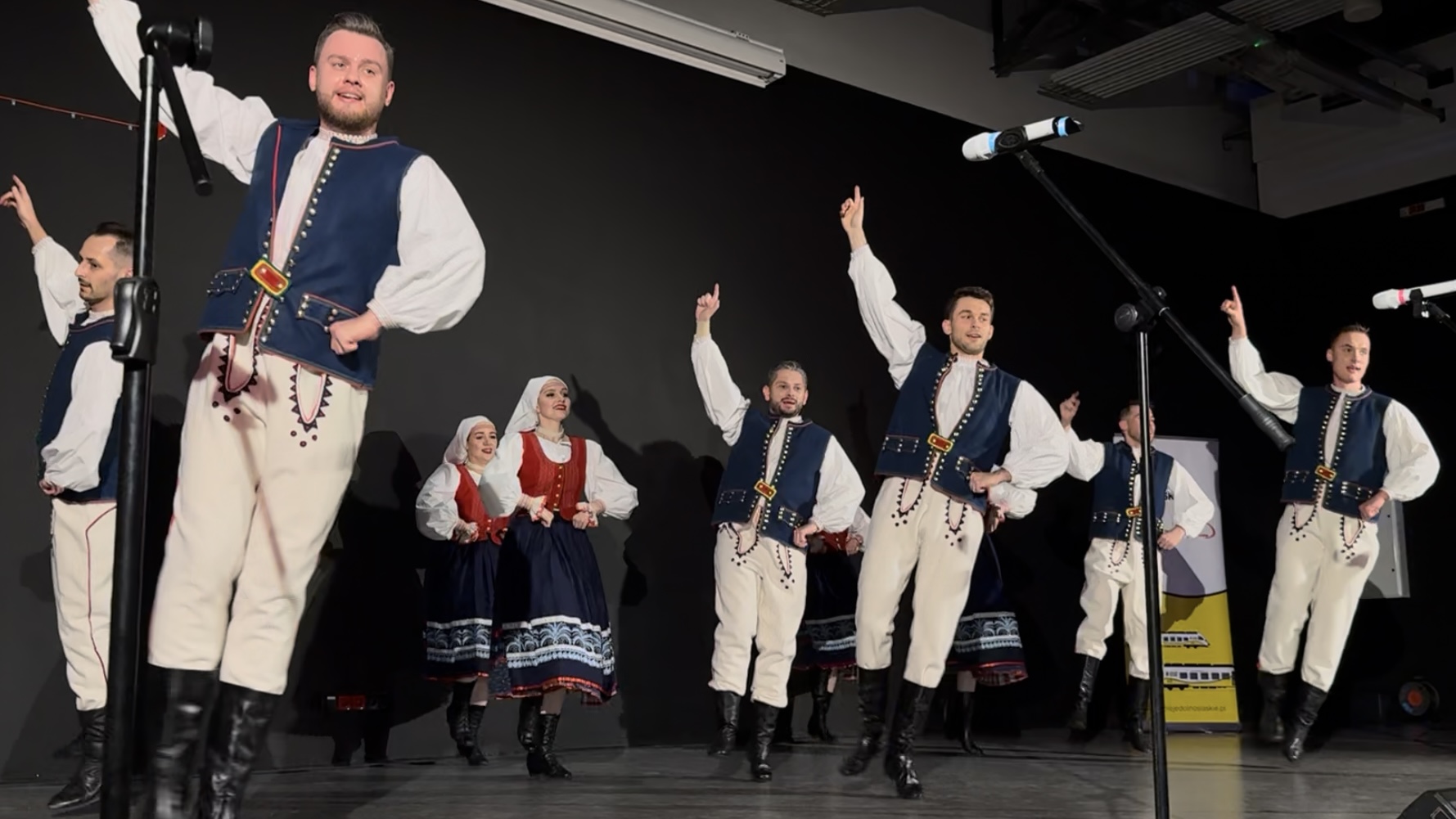 koncert - tańce łemkowskie - solo męskie